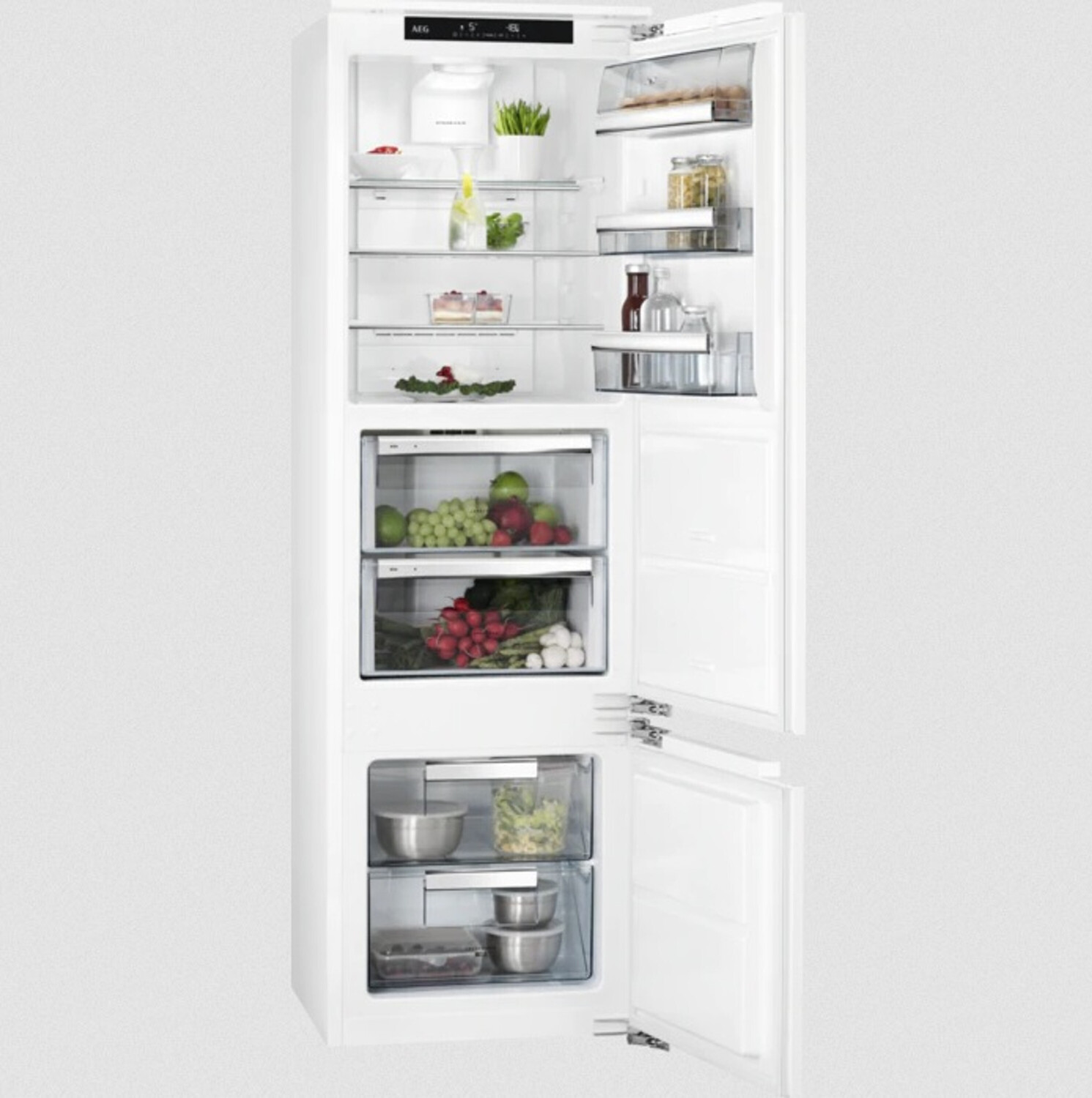 AEG SCE818E9ZC  Einbaukühlschrank   Inhalt Kühlbereich 183 Liter 