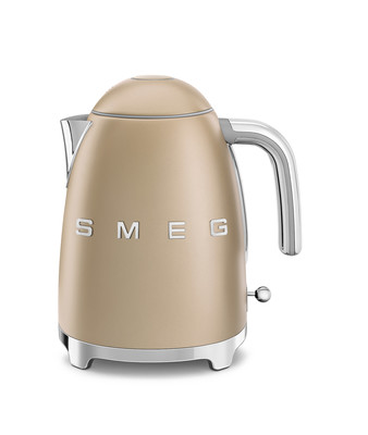 Smeg KLF03CHMEU 50's Style Wasserkocher 1,7 L Champagner – 2400 W, Soft-Opening & 360°-Drehfuß