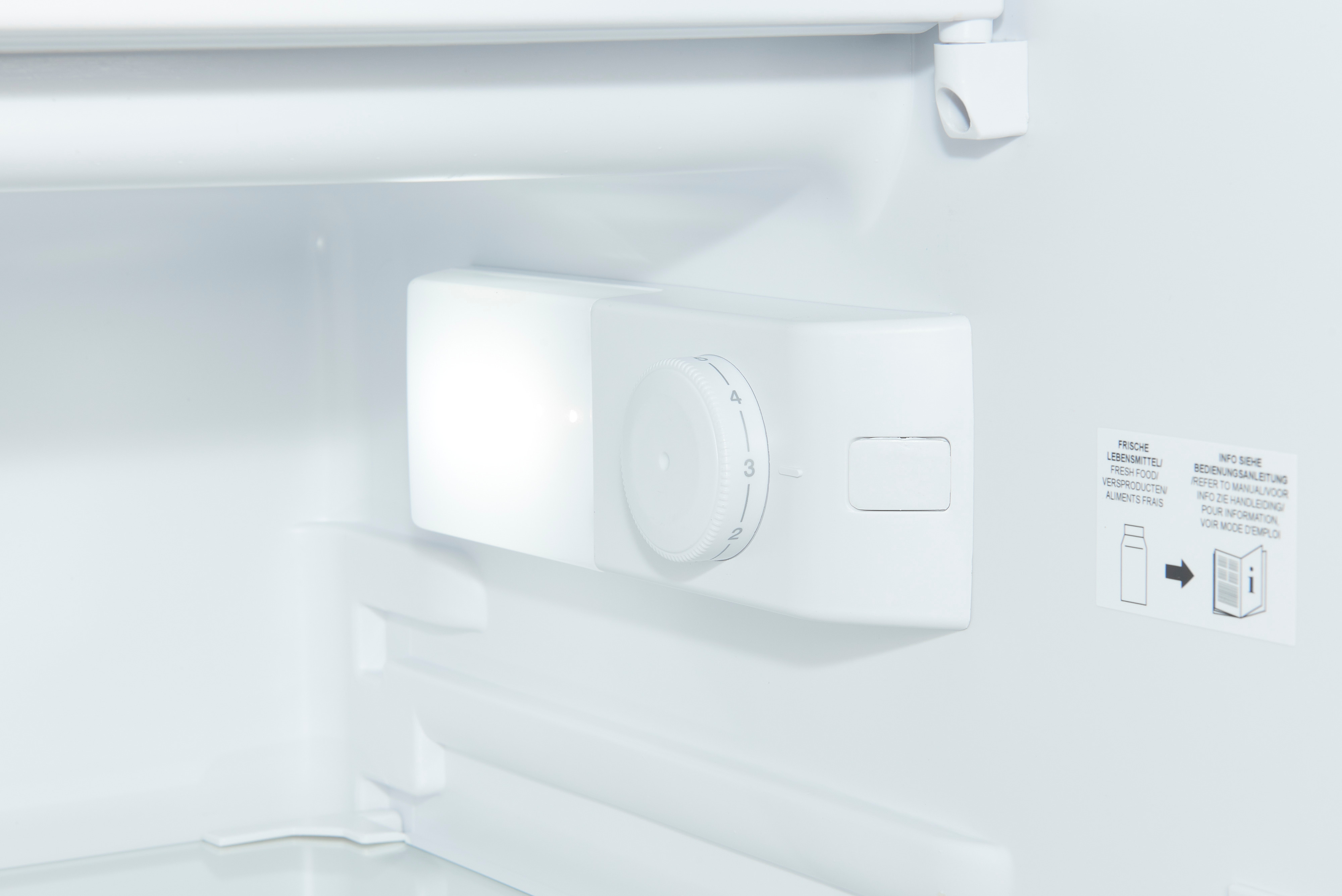 Exquisit EKS131-4-E-040D – Einbaukühlschrank mit Gefrierfach, 118 Liter und LED-Beleuchtung Exquisit EKS131-4-E-040D – Einbaukühlschrank mit Gefrierfach, 118 Liter und LED-Beleuchtung