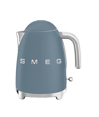 Smeg KLF03SBMEU 50's Style Wasserkocher 1,7 L Storm Blue-Matt – 2400 W, Soft-Opening & 360°-Drehfuß